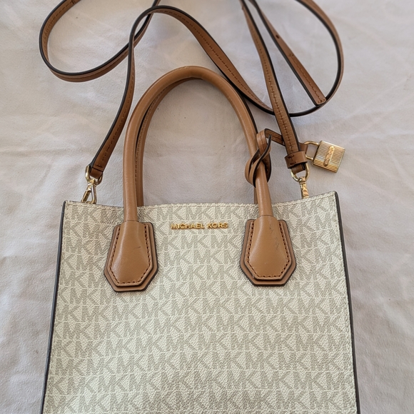Michael Kors White and Tan Women's Bag - Picture 1 of 10